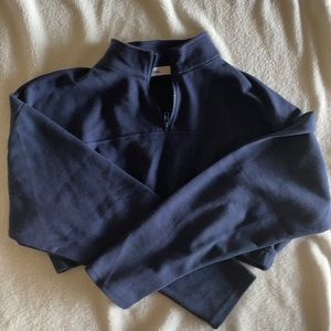 Long Sleeve cropped pullover -